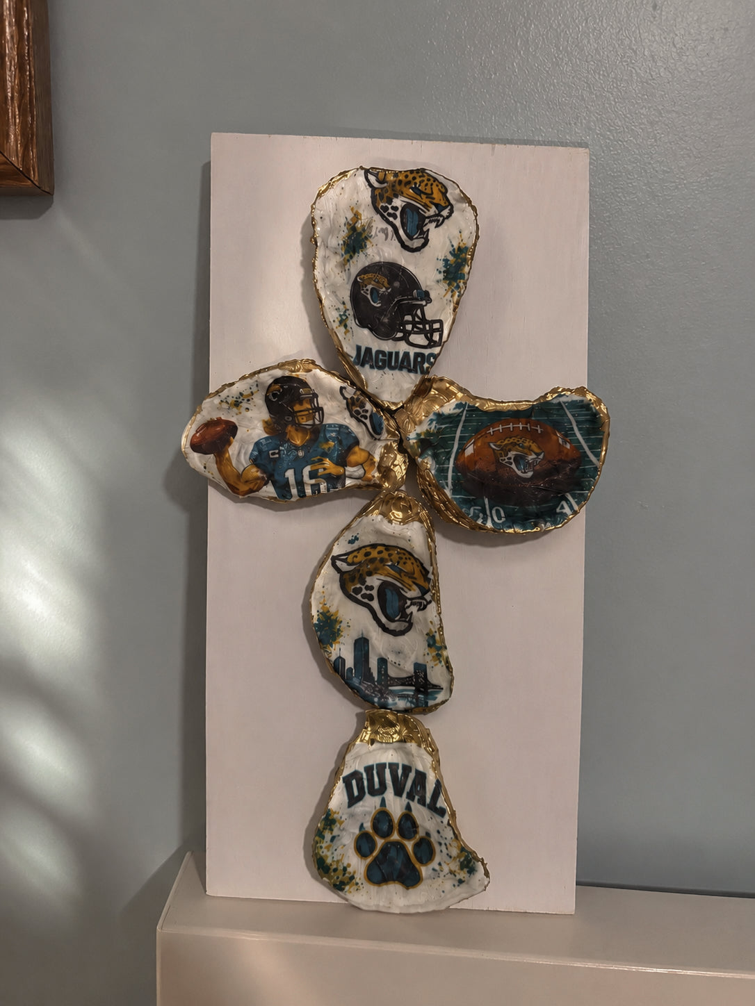 Jacksonville Jaguars Oyster Shell Cross | Handcrafted Football Wall Decor|White|