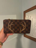 One of One Antler Wallet