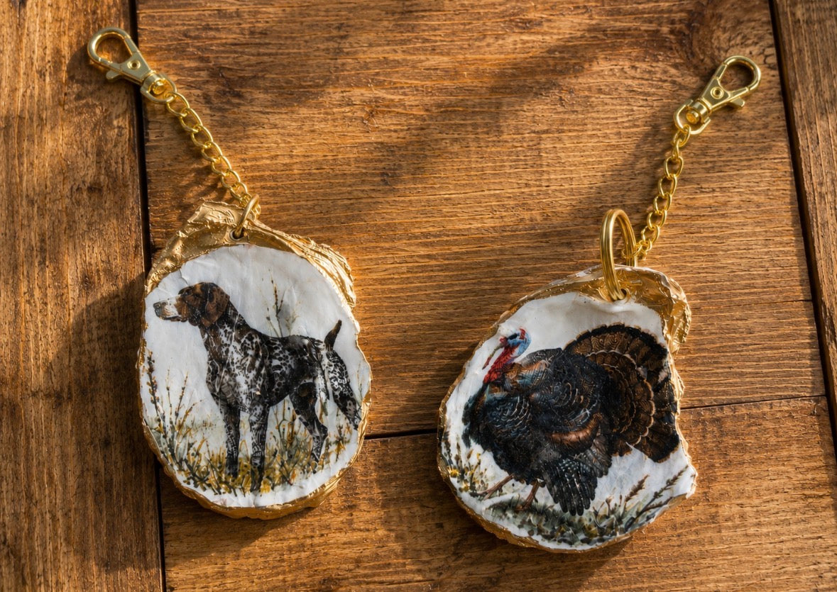German Shorthaired Pointer Oyster Shell Keychain